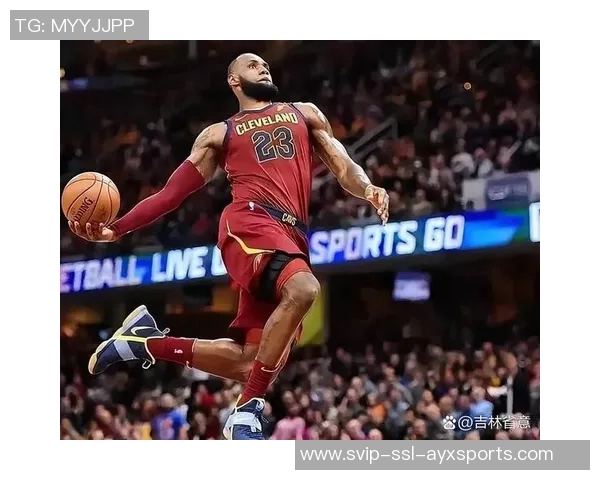 詹姆斯带领热火对阵骑士的经典对决回顾与分析